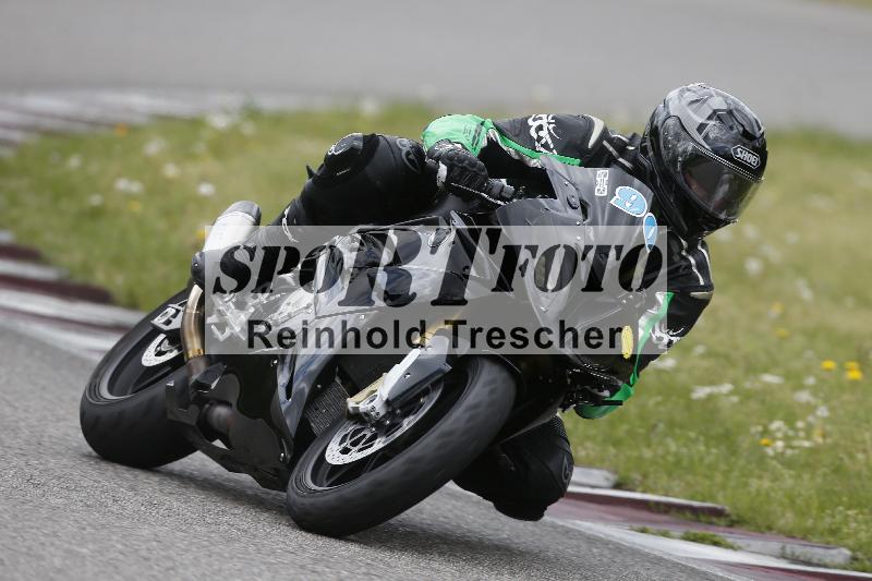 /09 19.04.2026  Caremotion get faster ADR/Gruppe gelb/90